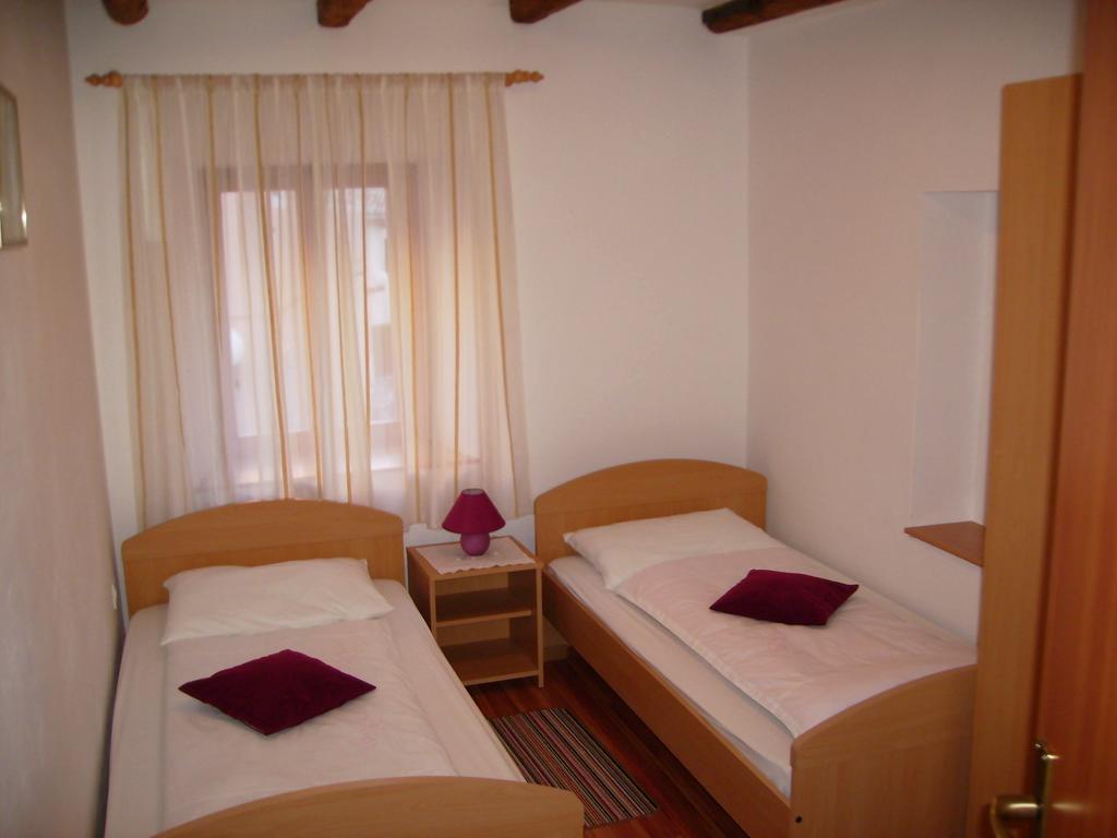 Apartment Nemarnik Roc Room photo